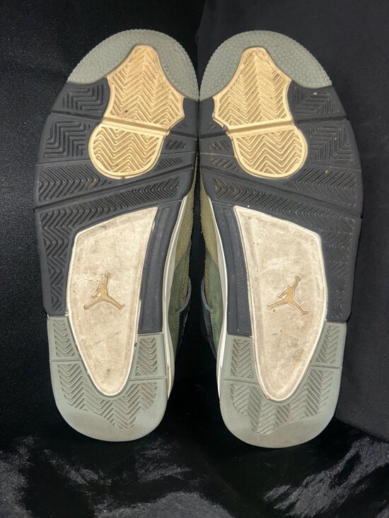 Air Jordan 4 Retro SE Craft \